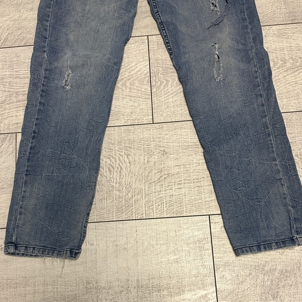 Arizona Jean Company Distressed Denim Jeans - Picture 3 of 10